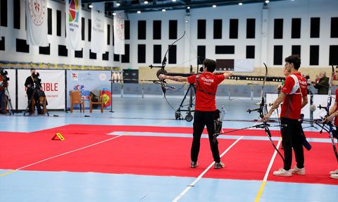 Türkiye, Avrupa Salon Okçuluk Şampiyonası'nda 3 Madalya Kazandı