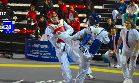 Uluslararası Türkiye Açık Tekvando Turnuvası Antalya'da Rekor Katılımla Başladı