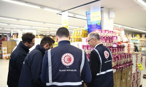 Bursa'da Ramazan Bayramı Öncesi Market Denetimleri