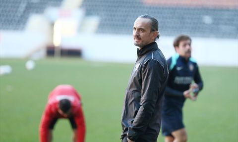 Çorum FK'nin Yeni Teknik Direktörü Tuncay Şanlı Göreve Başladı