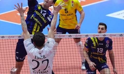 Fenerbahçe Medicana, Altekma'ya Karşı Zorlu Bir Zafer Elde Etti