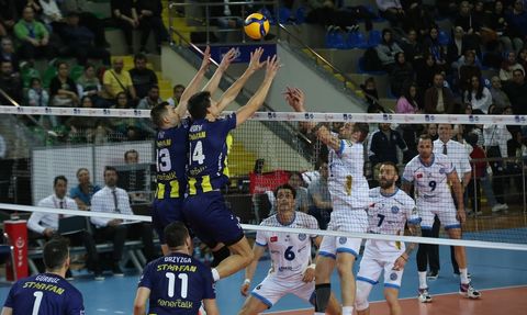 Fenerbahçe Medicana, Arkas Spor'u Geride Bırakarak Finale Yükseldi