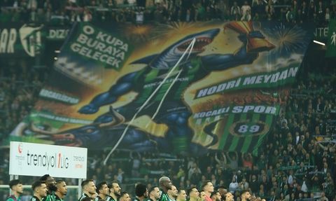 Kocaelispor, Sakaryaspor'u 3-1 Yenerek 3 Puan Aldı