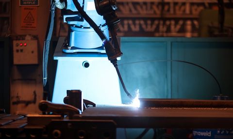 Küçük Bir Sermaye ile Global Başarı: Erol Özkayan ve Ermaksan