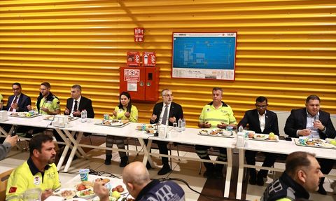 Mersin Limanı'nda İftar Buluşması