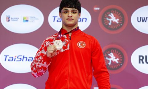 Türkiye, 23 Yaş Altı Avrupa Güreş Şampiyonası'nda 16 Madalya Kazandı