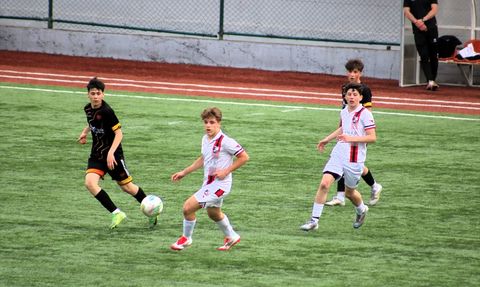 16 Yaş Altı Türkiye Futbol Şampiyonası 1. Kademe Müsabakaları Karabük'te Devam Ediyor