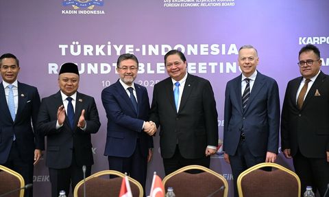 Bakan Yumaklı Endonezya ile Ticaret Hedeflerini Yükseltiyor