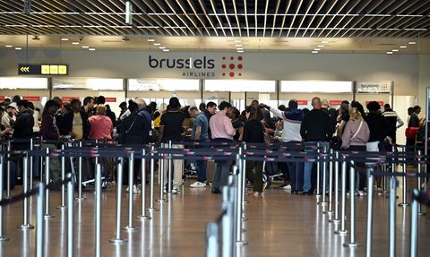 Belçika'da İşçiler Grevde: Ulaşım ve Kamu Hizmetleri Durdu