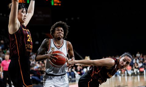 ÇİMSA ÇBK Mersin, Play-off’ta Galatasaray'ı Geçti