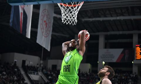 Fenerbahçe Beko, TOFAŞ'ı Zor Penzere Düşürdü