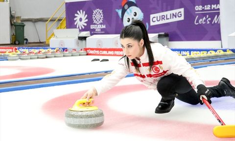 Genç Curling Milli Takımı Dünya Şampiyonasına Hazırlanıyor