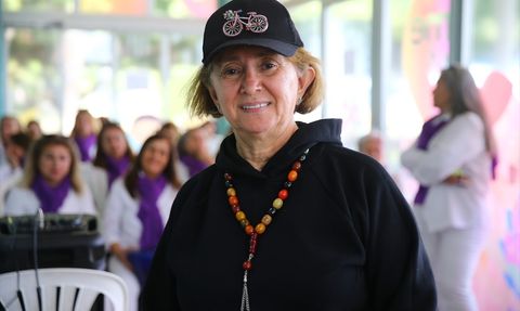 Mersin'de Kadınlar Bisiklet ve Müzik ile Sağlıklarını Koruyor