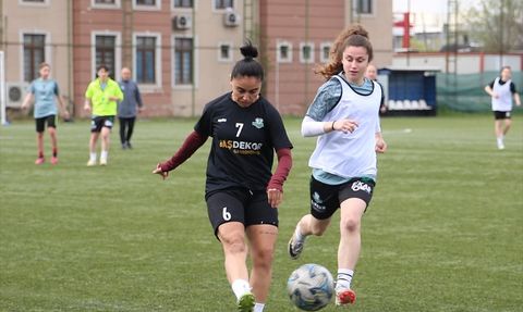 Sakarya Kadın Futbol Spor Kulübü Süper Lig Hedefinde