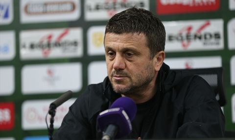 Sakaryaspor'un Adanaspor Galibiyeti: Teknik Direktörlerin Değerlendirmeleri