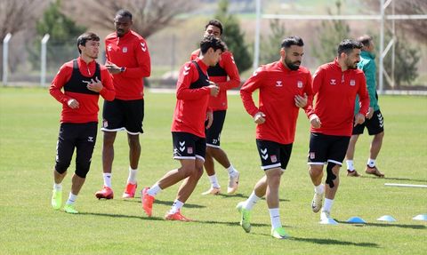 Sivasspor, Galatasaray Maçına Hazırlanıyor