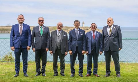 Süper Lig Şampiyon Kulüplerinin Divan Başkanları Trabzon'da Buluştu