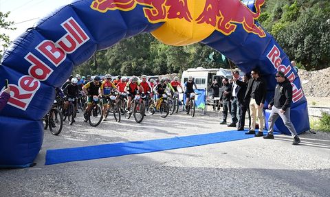 Trans Taurus Dağ Bisikleti Etap Yarışları'nda İlk Gün Heyecanı