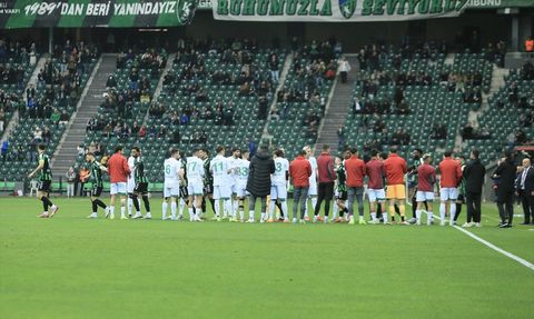 Trendyol 1. Lig'de Göz Dolduran Mücadele: Kocaelispor 3 - Geosis Boluspor 4
