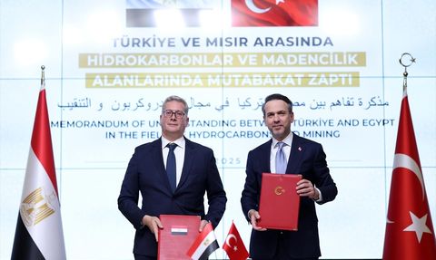 BOTAŞ'ın Yüzer LNG Depolama Ünitesi İlk Kez Yurt Dışında Görev Yapacak