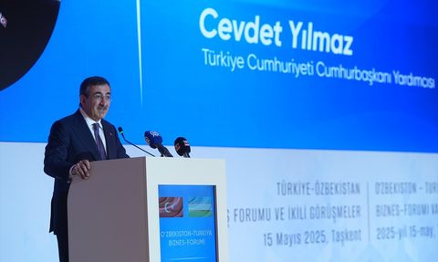 Cumhurbaşkanı Yardımcısı Yılmaz, Türkiye-Özbekistan İş Forumu'nda Yatırımları ve İşbirliğini Vurguladı