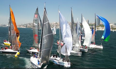 Cumhurbaşkanlığı 6. Uluslararası Yat Yarışları İstanbul Boğazı'nda Yapıldı