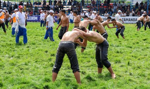 CW Enerji Türkiye Yağlı Güreş Ligi Manavgat’ta Başladı