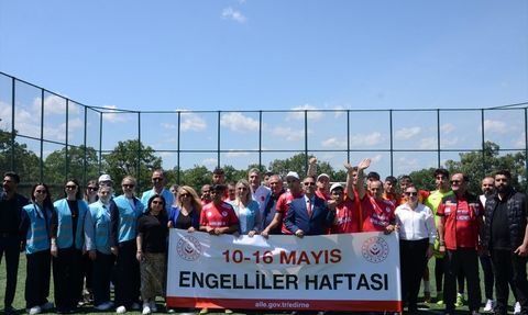 Edirne'de Engelliler ile Edirnespor Arasında Dostluk Maçı