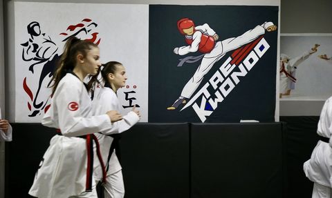 Sena Yılmaz Dünya Yıldızlar Tekvando Şampiyonu