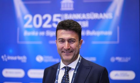 Yapay Zeka ve Dijitalleşme: Bankacılık ve Sigorta Zirvesi