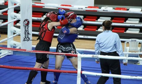 Kırklareli'de Gençler Türkiye Muaythai Şampiyonası Devam Ediyor