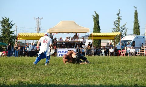 Kırklareli'deki Geleneksel Güreşler: Orhan Okulu Başpehlivan