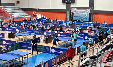 Kırşehir'de Masa Tenisi Gençler Türkiye Şampiyonası Tamamlandı