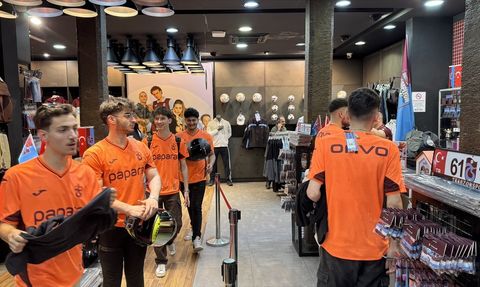 Trabzonspor 2025-2026 Sezonu Formaları Satışa Çıktı