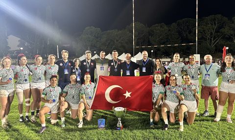 Türkiye 7'li Ragbi Kadın Milli Takımı Hırvatistan'da Şampiyonluğu Elde Etti
