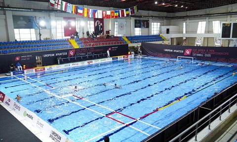 16 Yaş Altı Erkekler Avrupa Sutopu Şampiyonası İstanbul'da Başladı