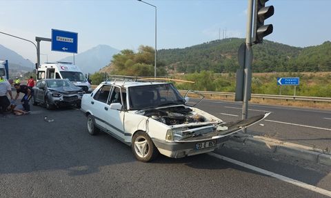 Adana'da Trafik Kazası: Bir Yaralı