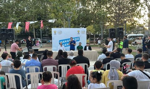 AK Parti Gençlik Kolları'ndan Bahçelievler'de 'Mahallede Genç İz' Programı