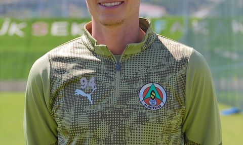 Alanyasporlu Hadergjonaj Kariyerinin Zirvesine Çıkmayı Hedefliyor