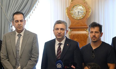 Antalya Valisi Şahin, Antalyaspor'un Yeni Yönetimini Kabul Etti