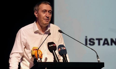 Barışın Hikayesi: Tuncer Bakırhan, Aydınlar ve Sanatçılar Panelinde Konuştu