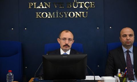 Çalışma Hayatında Yeni Düzenlemeler TBMM'de Görüşülmeye Başlandı