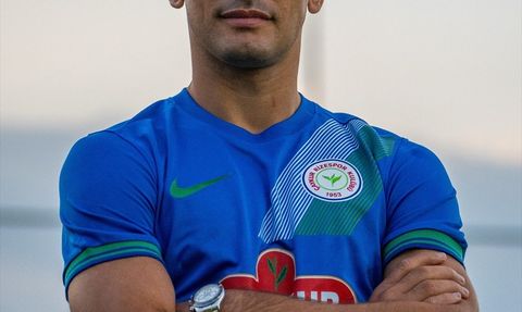 Çaykur Rizespor, Arnavut Orta Saha Qazim Laçi'yi Kadrosuna Kattı