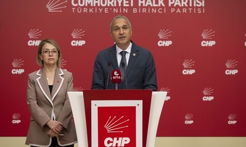 CHP Genel Başkan Yardımcısı Özçağdaş: YKS Başvurularında Düşüş ve Eğitimdeki Sorunlar