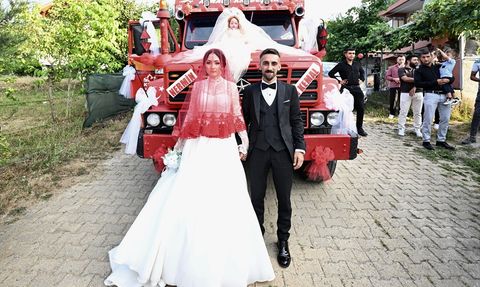 Düzceli Kamyon Şoförü Gelin Arabası Yaptı