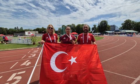 Ebrar Keskin Çekya'da Altın Madalya Kazandı