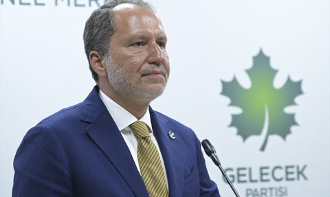 Fatih Erbakan, Ahmet Davutoğlu'nu Ziyaret Etti