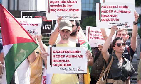 Filistin'deki Gazetecilere Yönelik Hak İhlalleri Protesto Edildi