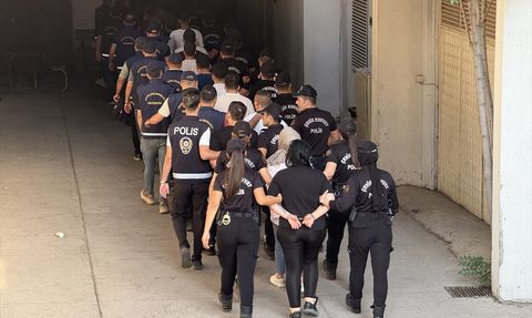 Gaziantep'te Kurşunlama Olaylarına Karışan 15 Şüpheli Adliyeye Sevk Edildi