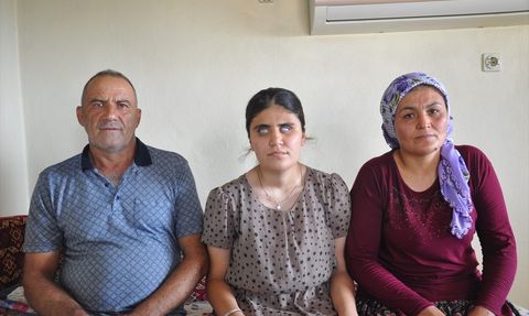 Görme Engelli Öğrenci Nazalin Selvi'nin Başarı Hikayesi